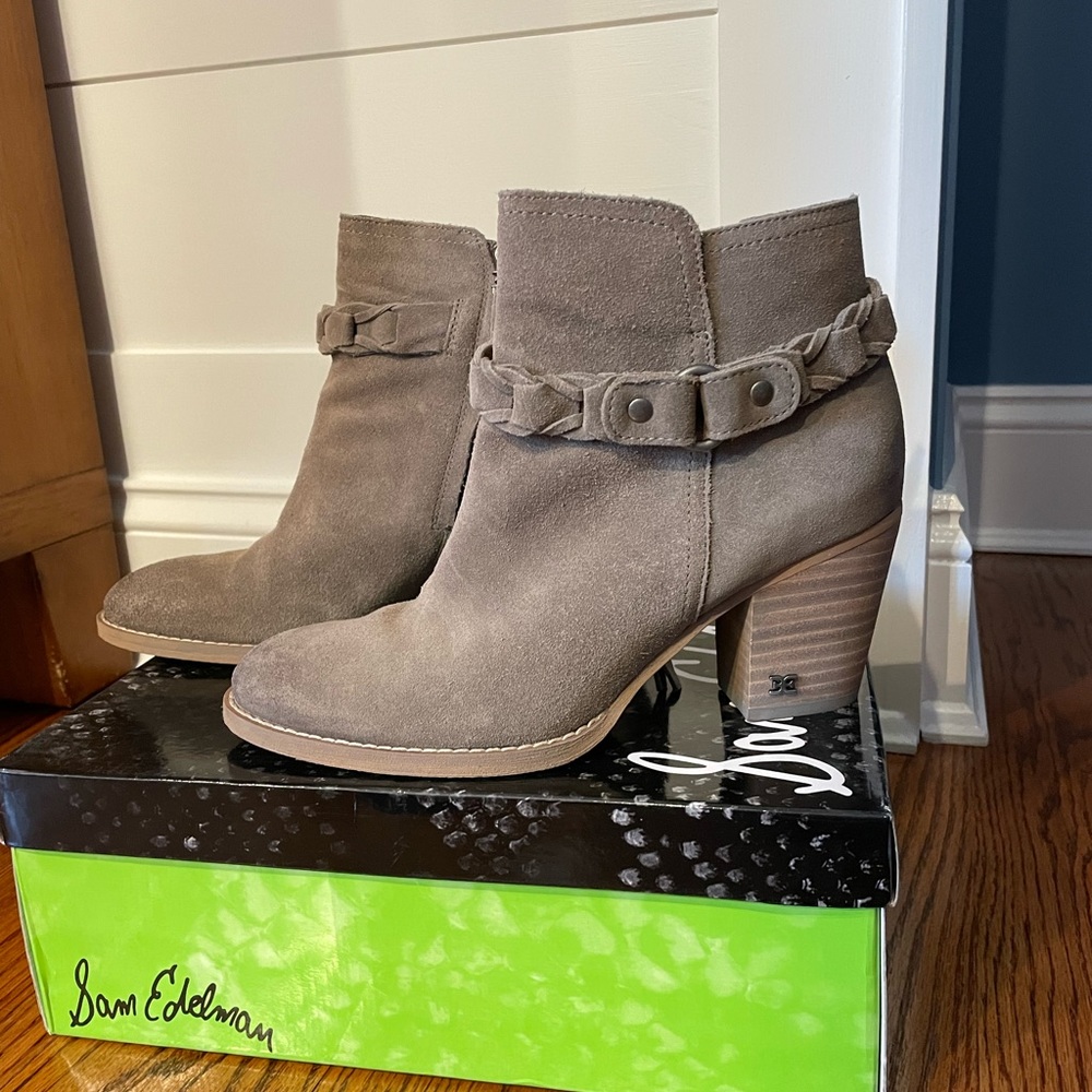 Sam Edelman - booties - size 8 - great condition